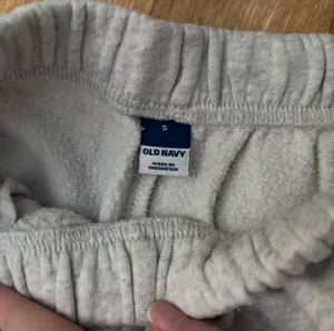 Old Navy Sweatpants thumbnail 4