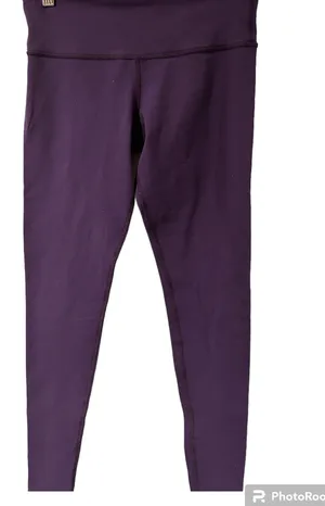 Lululemon Full Length 28” Leggings Women's size 6 Luon Thick material thumbnail 2