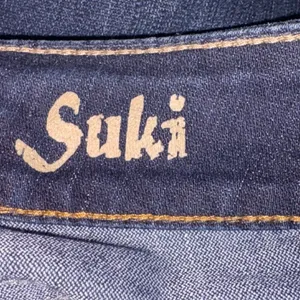 Silver Jeans Suki Bootcut Womens 29/33 Dark Wash Excellent Mid Rise thumbnail 5