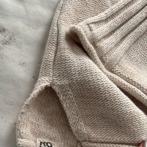 Roxy Cream cable Knit Hooded V-neck kangaroo pocket Sweater, size M outdoor thumbnail 13