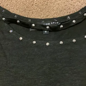Generation Love Women’s Black Short-Sleeve Cold Shoulder Studded Top thumbnail 2