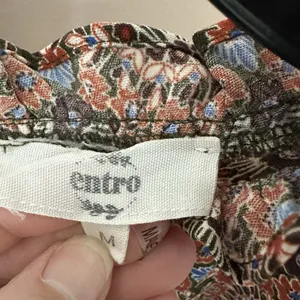 Entro Top Women’s Med Floral Puffy Sleeves Peasant Boxy Y2K Boho Cottage thumbnail 2