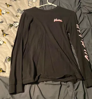 Long Sleeve thumbnail 1