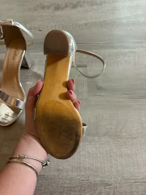 Silver heels Size 8 thumbnail 4