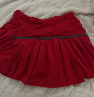 Red Amazon Tennis Skirt thumbnail 2