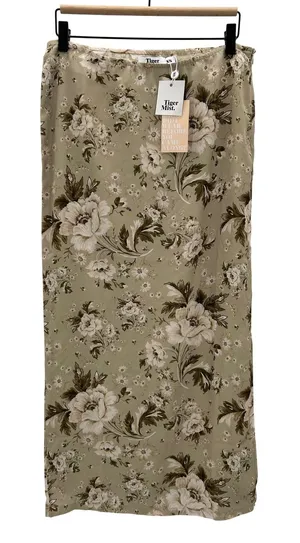 Tiger Mist Sierra Midi Skirt‎ Macro Floral Print Grandmacore Cottage Neutral XS thumbnail 1