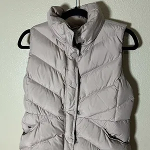 J crew tan quilted vest classic‎ minimalist size Small thumbnail 2