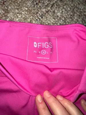 Figs Women's Bright Pink Biker Shorts medium thumbnail 2
