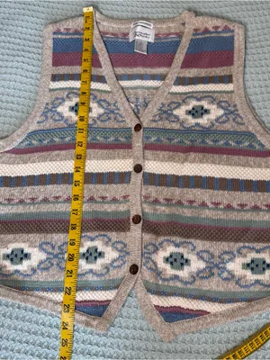 Vintage Hand Embroidered Christopher & Banks Sweater Vest Large Tan Mauve 90s thumbnail 7