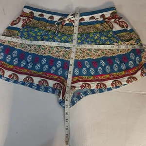American Eagle Outfitters Floral Mix Print Short M Dopamine Bohemian CoconutGirl thumbnail 4