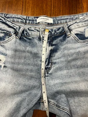 Vervet Lovervet Acid Washed Mid Rise distressed straight leg thumbnail 11