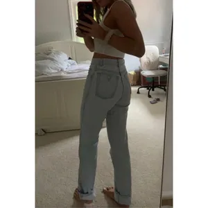 Vintage 80s 90s Guess • denim high waist light wash tapered leg mom jeans sz 24 thumbnail 2