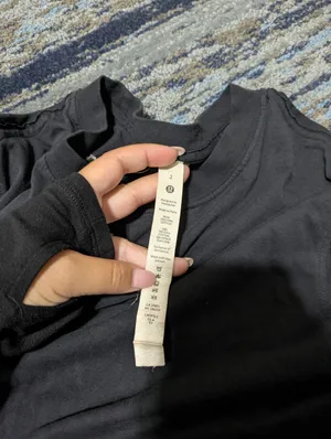 Lululemon Athletica All Yours Organic Cotton-Blend Long Sleeve Shirt Size 2 thumbnail 4