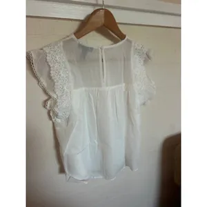 AQUA Juliana Flutter Sleeve Top ROMANTIC FEMININE 100% COTTON White Size Small S thumbnail 3