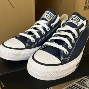 Converse Women's Navy Trainers thumbnail 1