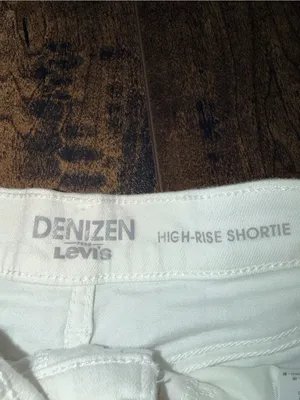 Denizen from Levi's White Distressed Jean Shorts thumbnail 4
