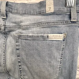 7 For All Mankind The Skinny Crop Unrolled Jeans Womens Size‎ 28 Coral Bleach thumbnail 8