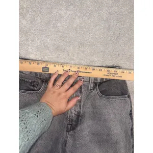 good american good cowboy bootcut jeans 4/27 Gray ColorBlock thumbnail 9