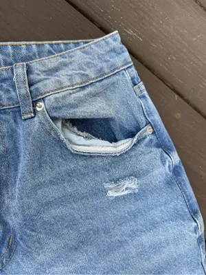 Edikted | Light Blue Distressed Wide-Leg Jeans thumbnail 6