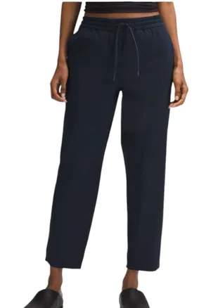 Lululemon size large women's tapered leg mid rise pant 7/8 length luxtreme navy thumbnail 1