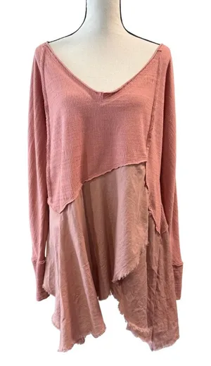 We the Free Women’s Pink Long Sleeve Long Top Size M thumbnail 1