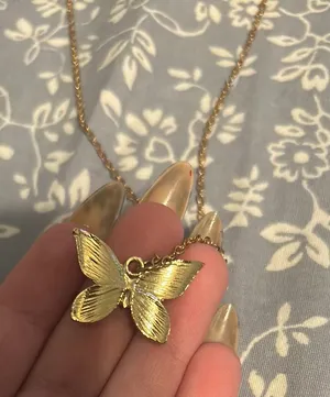 A pink rhinestone necklace Gold thumbnail 1