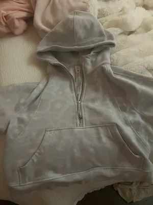 Lululemon Half-Zip Scuba thumbnail 1