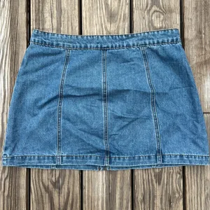 altar’d state | size medium denim skirt with zipper thumbnail 4