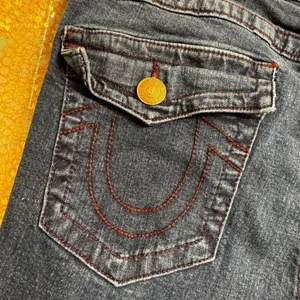 True Religion Becca Mid Rise Boot Cut Dark Wash Jeans Size 30‎ thumbnail 8