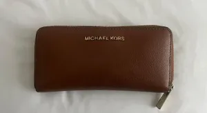 Michael Kors Wallet thumbnail 1