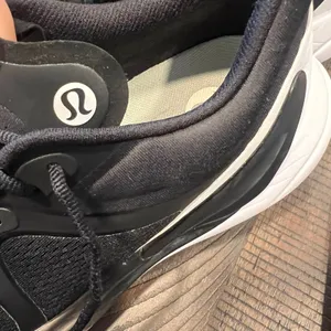 Lululemon Blissfeel Womens Running Shoe 8.5 women thumbnail 8