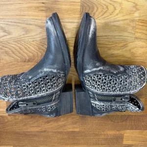 Circle G Corral Trading Boots Womens Sz 7.5 Leather Western Cut Out Ankle Zip thumbnail 4