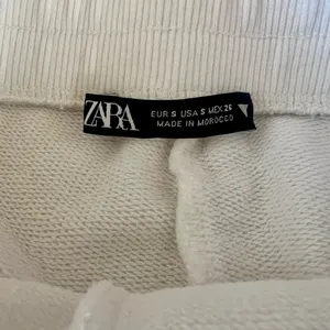 White Zara NY Shorts thumbnail 6
