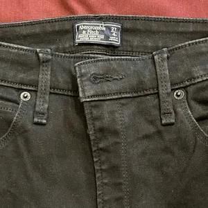 Abercrombie & Fitch Women's Black Skinny Jeans thumbnail 5
