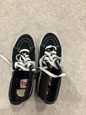 black and white vans size 8  thumbnail 2