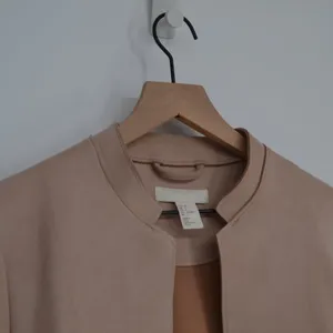 H&M Faux Suede Coat Womens 6 Blush Pink Belted Stand Collar Open Jacket thumbnail 3