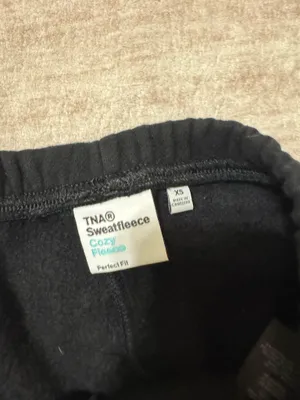 Aritzia tna sweatfleece perfect fit shorts size xs thumbnail 3
