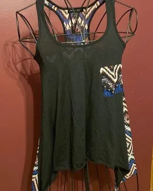 About a girl Los Angeles tank top​​​ thumbnail 1