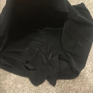 ⭐️TIGER MIST Black Ruched Mini Skort thumbnail 4