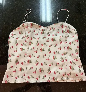 Abercrombie And Fitch Cherry Tank Top Shirt Sz M Summer Ruched Abercrombie &fitc thumbnail 1
