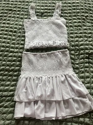 Smocked Two-Piece White Crop Top & Skirt Set thumbnail 4