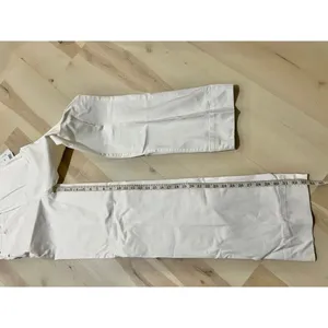 Juicy Couture NWT Women Size 24 White Denim Wide Leg Cuff High Rise Flare Jeans thumbnail 7