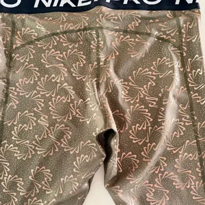 Nike Pro Dri-FIT Women s Mid-Rise Leggings thumbnail 6
