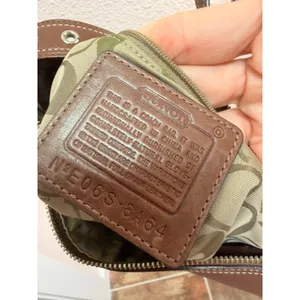 Coach Hampton Demi Baguette East West Brown Leather Vintage Premium Shoulder Bag thumbnail 12