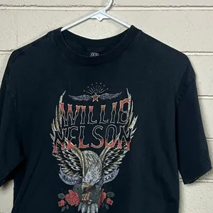 Willie Nelson Black Band Tee size M Size M thumbnail 8