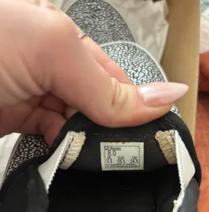 Size 8 thumbnail 4