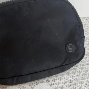 Lole black canvas adjustable strap belt bag Fanny pack thumbnail 4