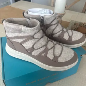 Bzees Women's Taupe Boots thumbnail 1