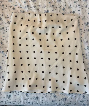 Line and dot top  thumbnail 1