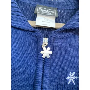 Southern Lady Snowflake Sweater Vest Christmas Navy Blue Embroidered Parisian M thumbnail 4